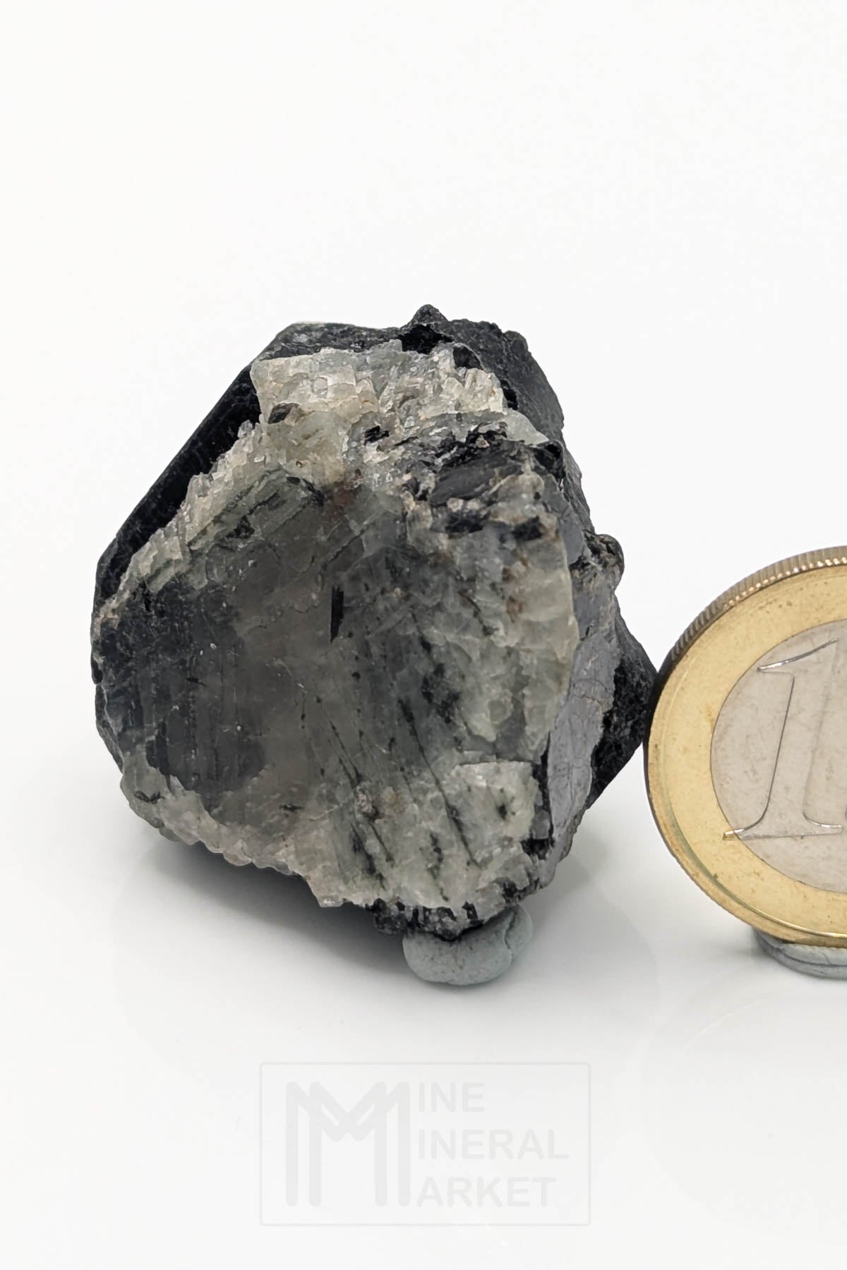 Sapphirine