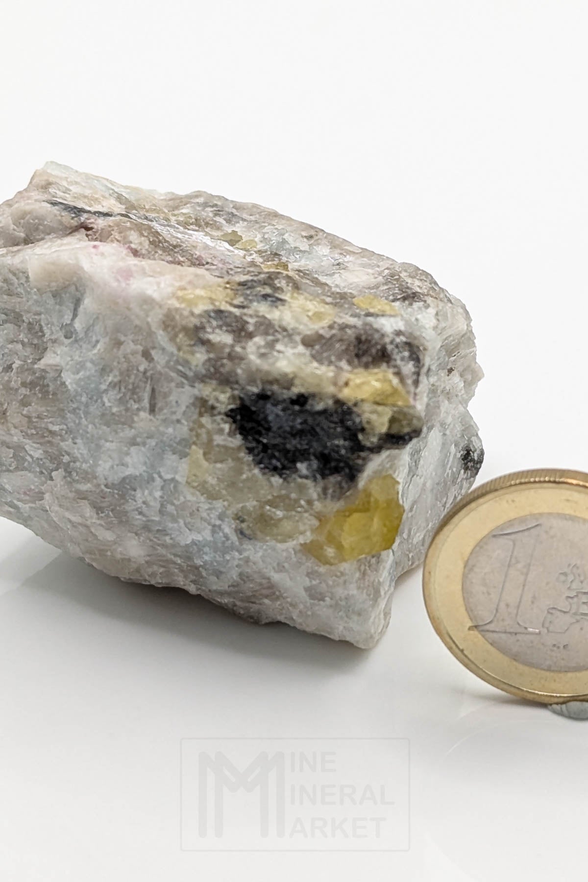 Rhodizite / Londonite