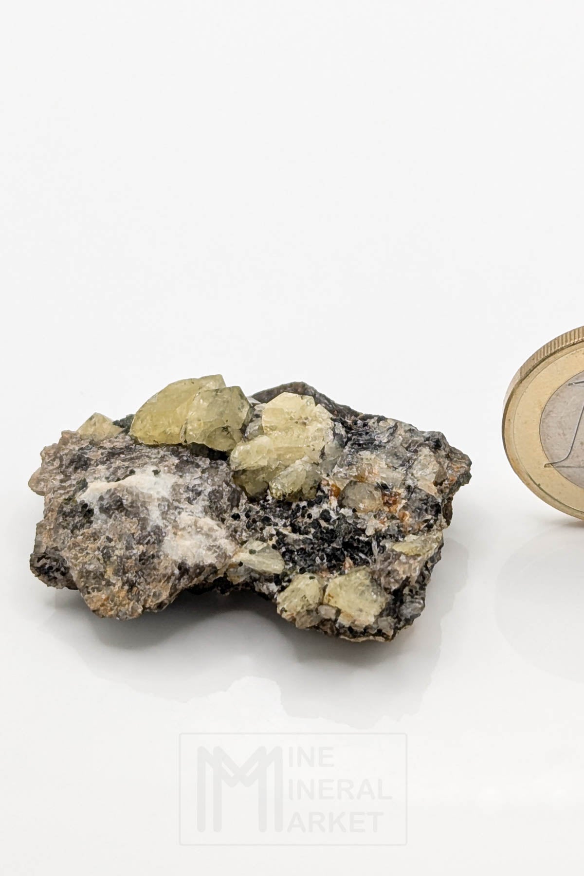 Rhodizite / Londonite