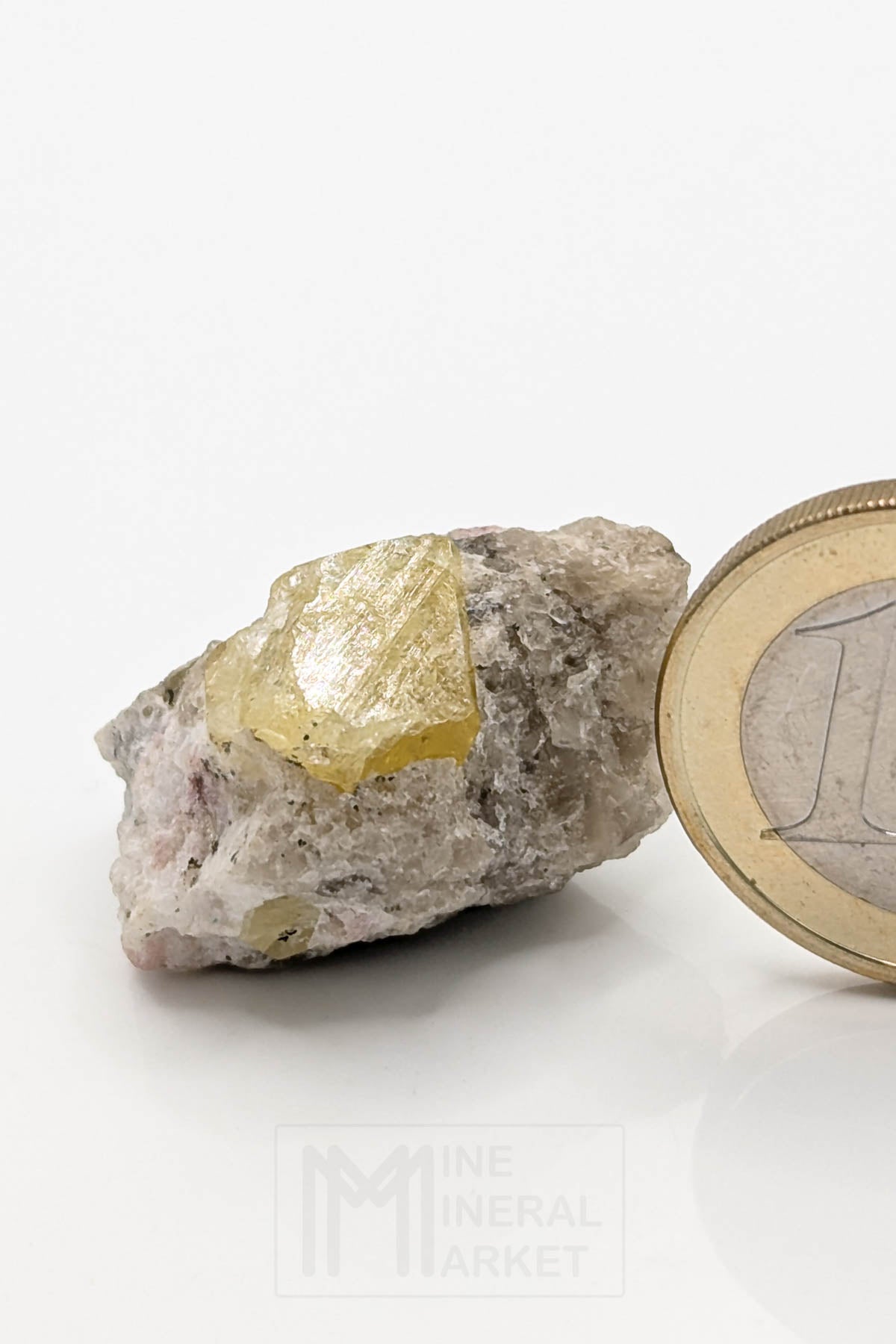 Rhodizite / Londonite