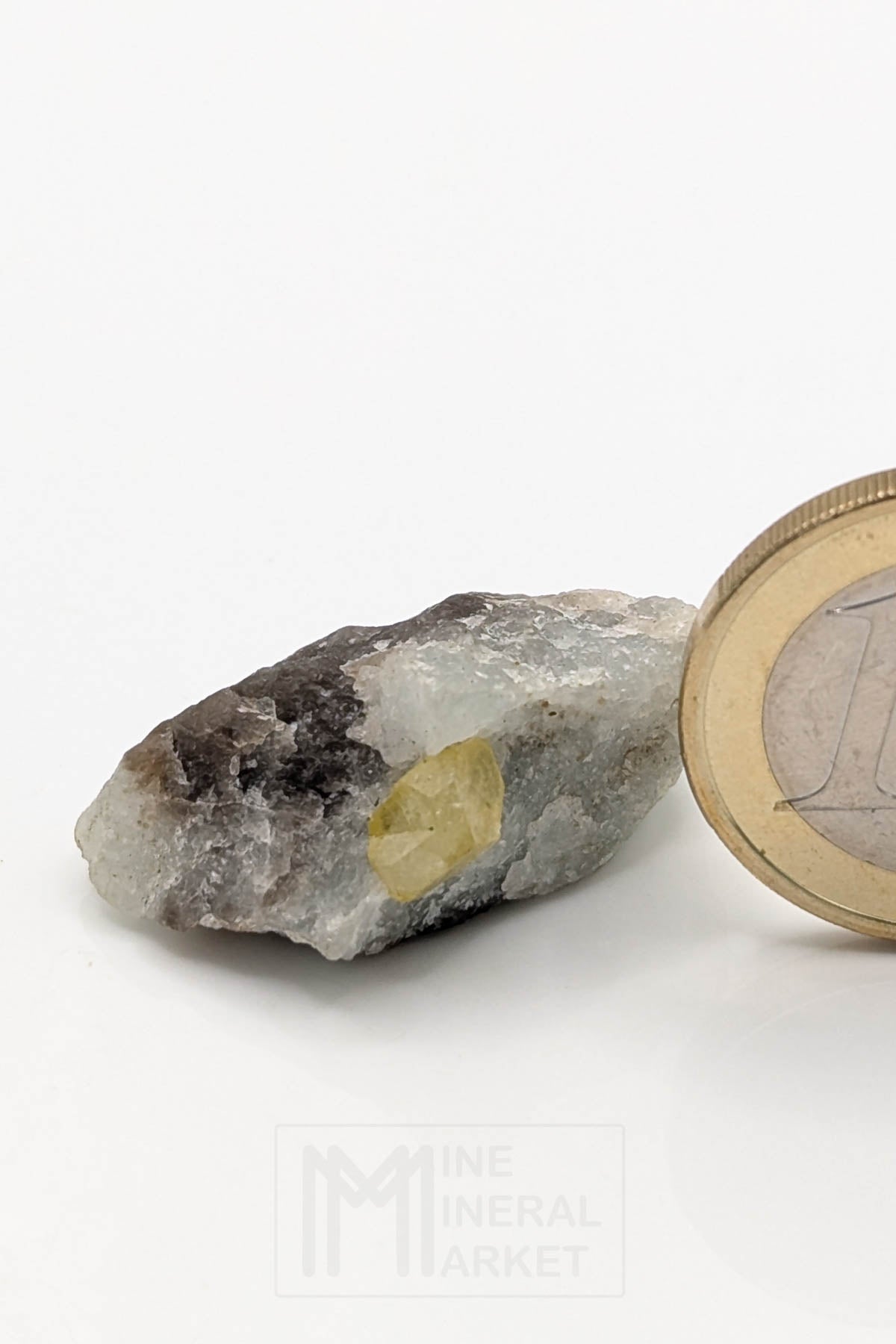 Rhodizite / Londonite
