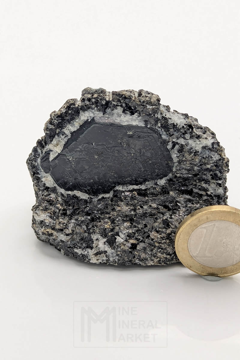 Sapphirine