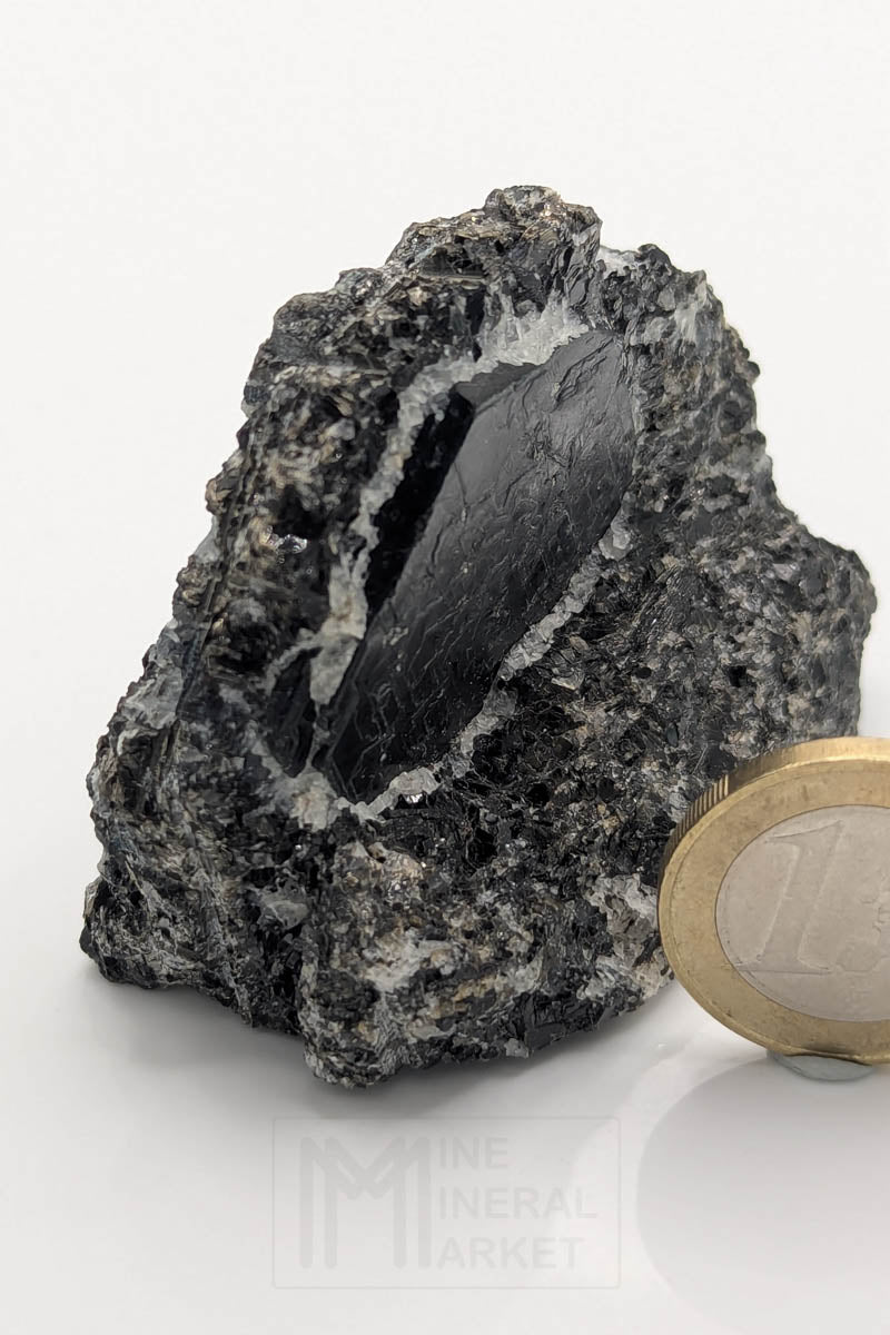 Sapphirine