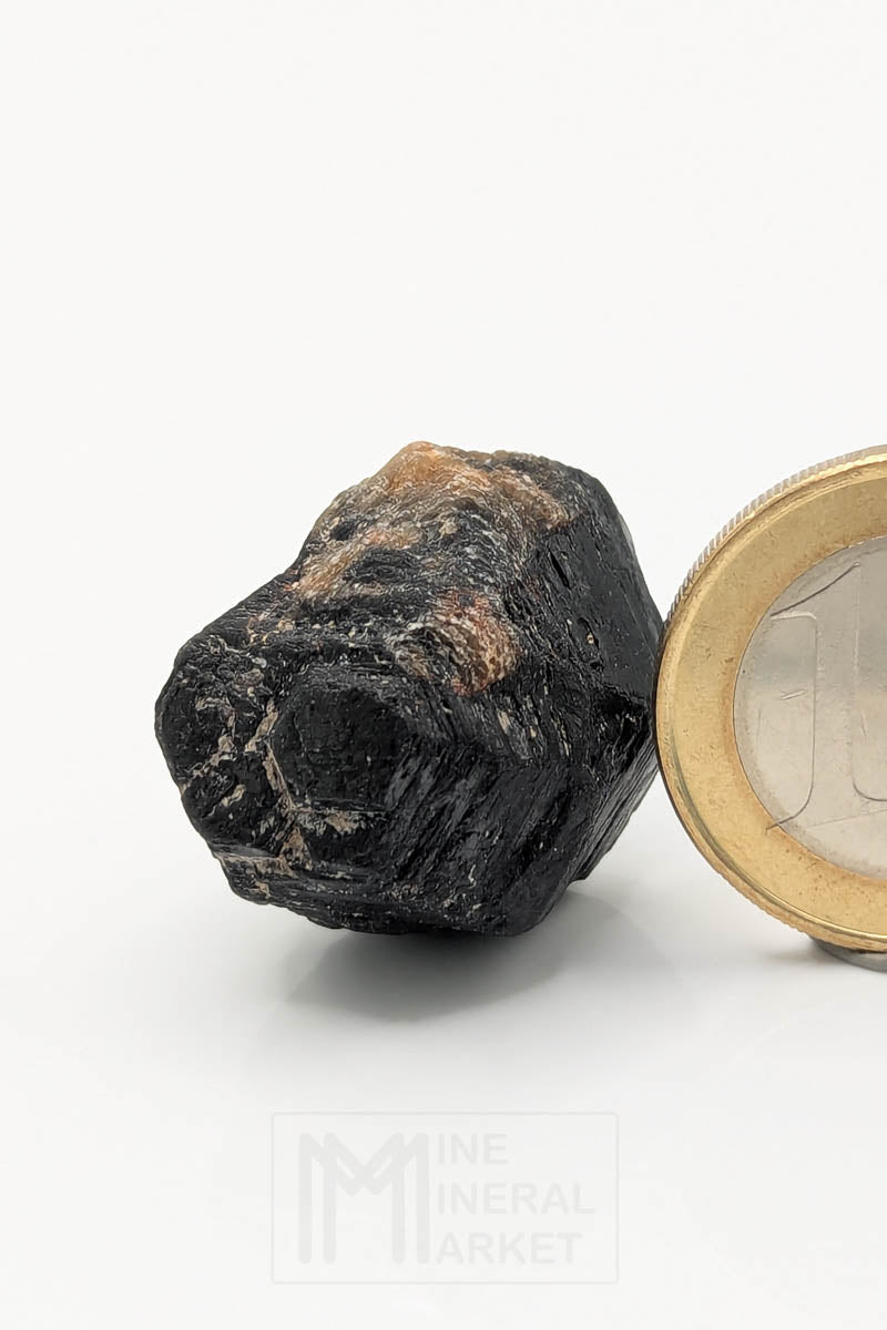 Hibonite