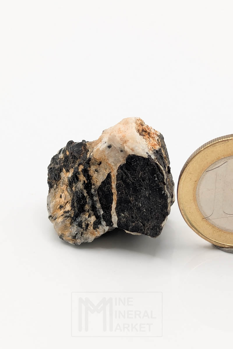 Hibonite