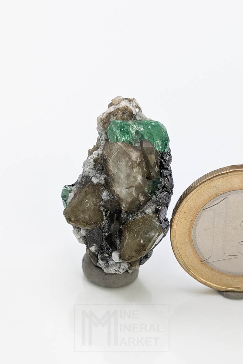Tsavorite with diopside