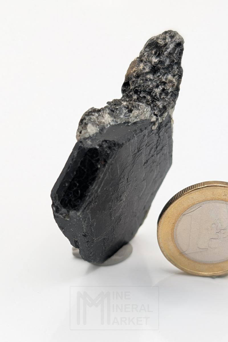 Sapphirine