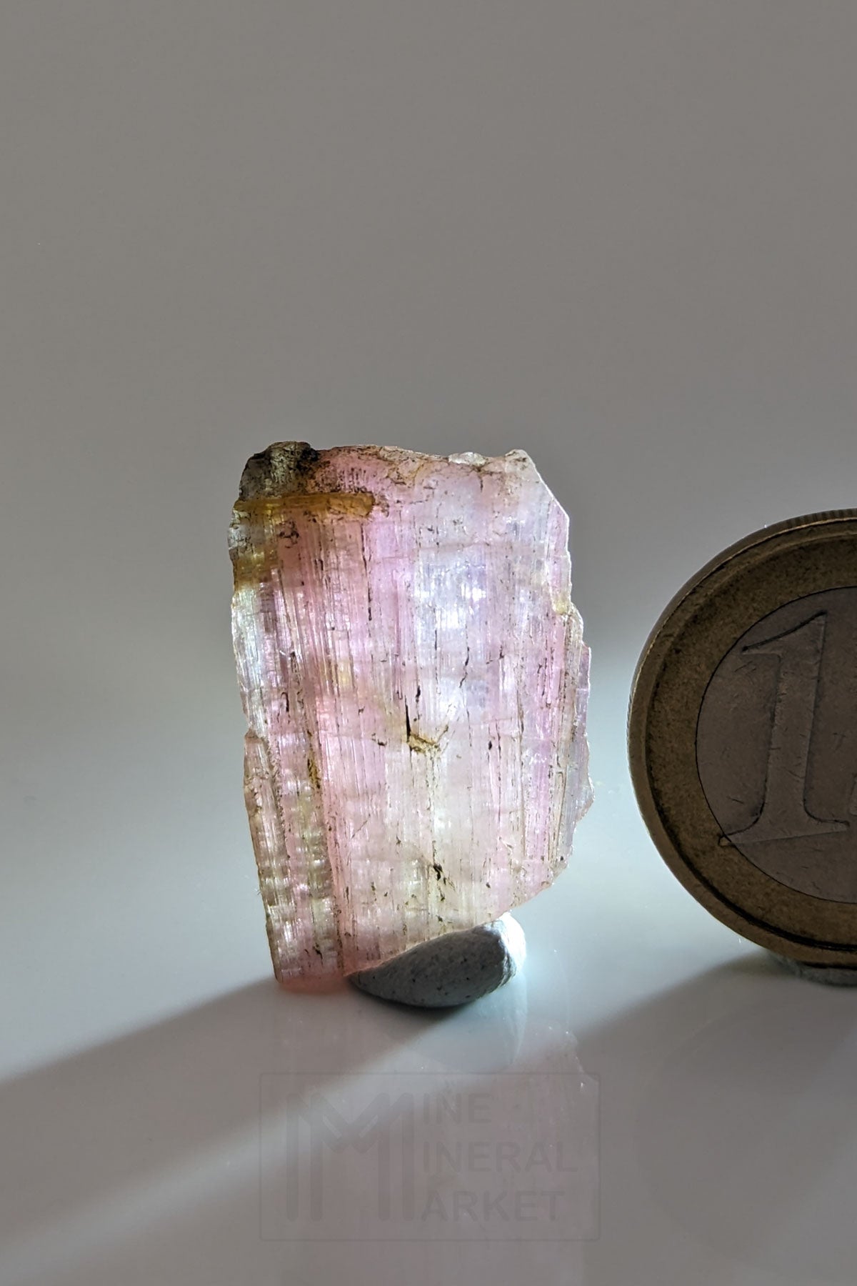 Tanzanite (pink)