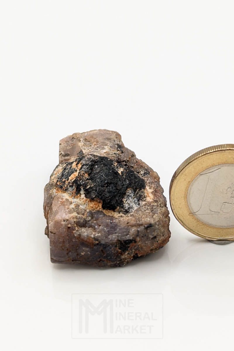 Hibonite