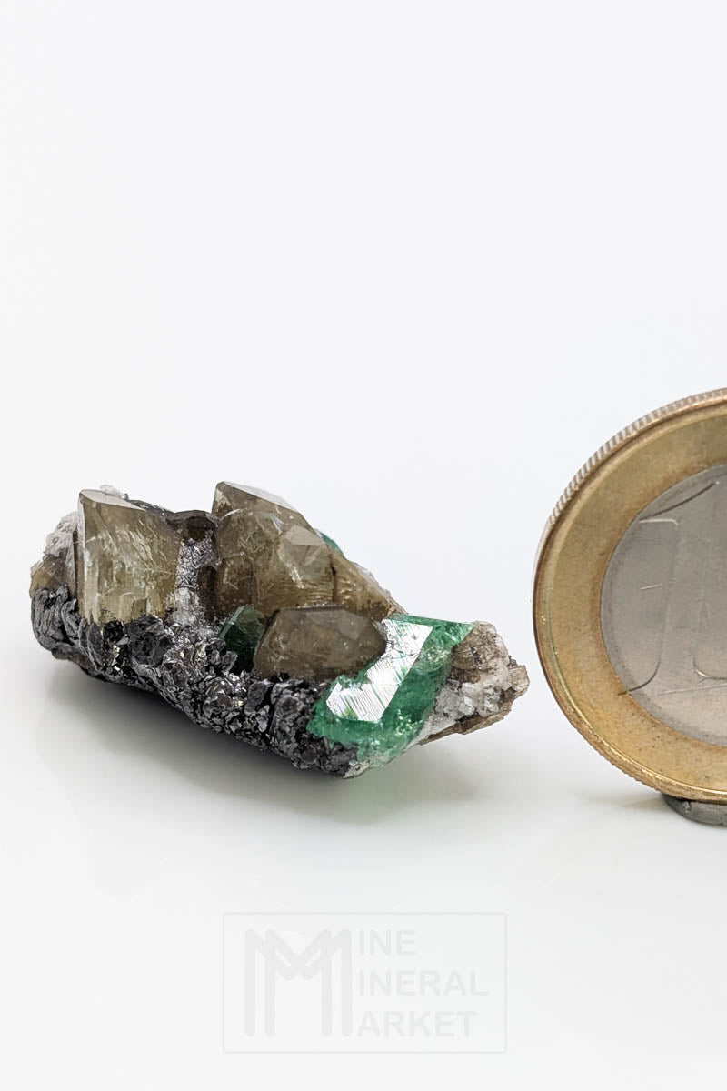Tsavorite with diopside