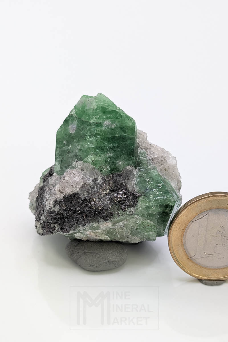 Tsavorite