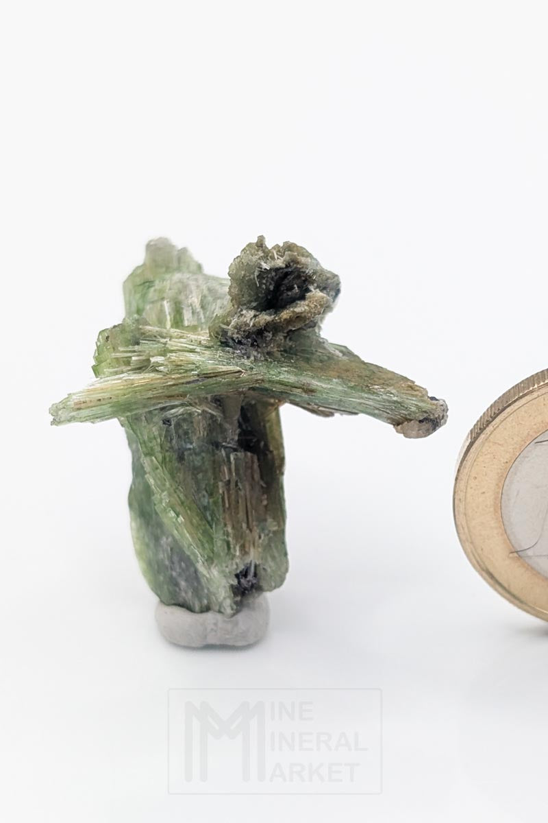 Tremolite